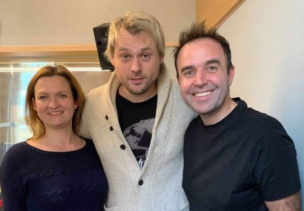 Rád bych si zazpíval duet s Lucií Bílou, řekl v pořadu Host David Deyl