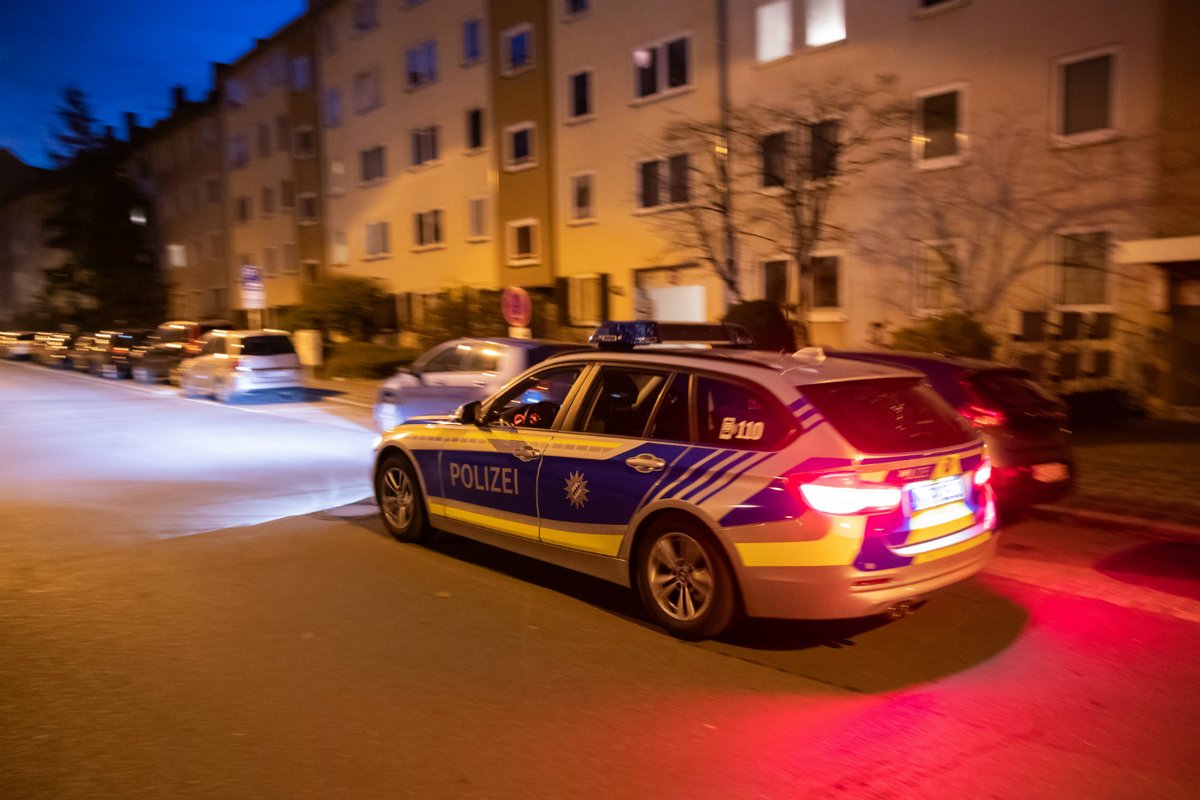 V Norimberku byly pobodány tři ženy, útočníka policie hledá