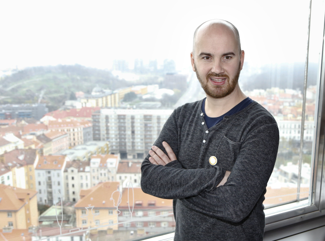 No Name zahráli ŽIVĚ na&nbsp;Frekvenci 1: Zazněla jejich novinka, ale i&nbsp;Včelka Mája!