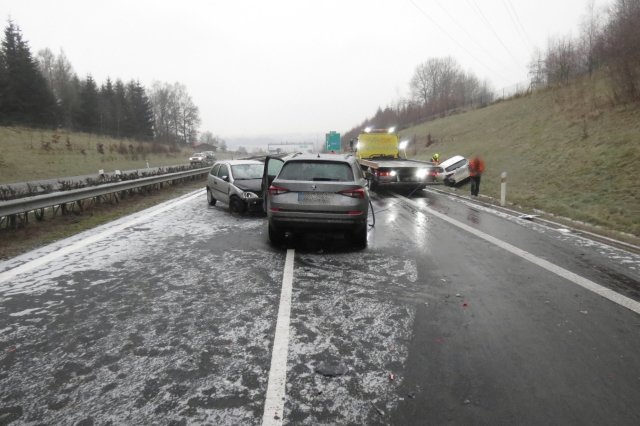VÝSTRAHA: Ve čtvrtek nás opět potrápí ledovka. Vydrží až do pátku!