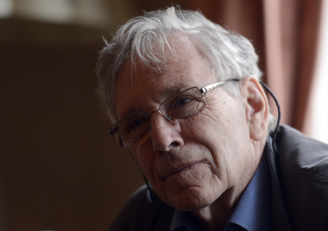 Ve věku 79 let zemřel izraelský spisovatel Amos Oz, jeho matka žila v&nbsp;Praze