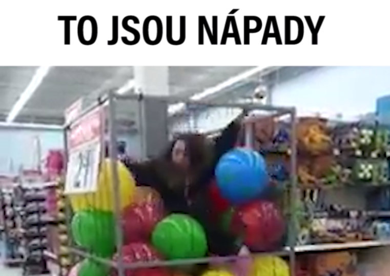 VIRÁLY TÝDNE: Jaká je reakce kotěte, které potká ještěrku? A&nbsp;proč je důležité nepřeceňovat svou sílu?