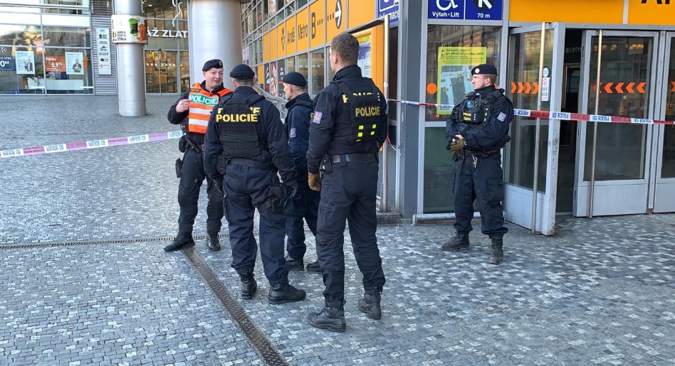 Anonym nahlásil bombu v prostoru stanice Anděl