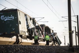 Vlakové neštěstí v&nbsp;Dánsku si vyžádalo šest obětí, 16 zraněných