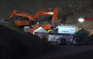 Španělští záchranáři našli tělo chlapce, který spadl do šachty