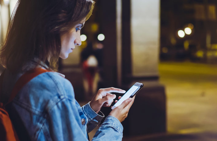Drahá data? Češi moc využívají wi-fi, tvrdí ministryně