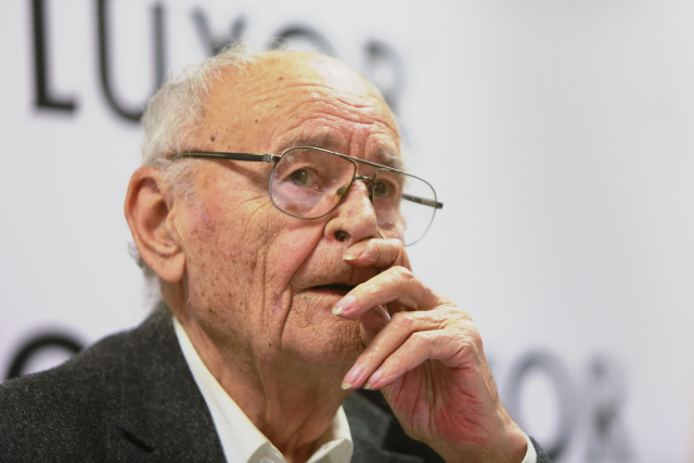 Ve věku 88 let zemřel režisér Václav Vorlíček