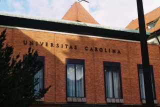 Studenti Karlovy univerzity žádají zrušení kolonky pohlaví. Petice sbírá stovky podpisů