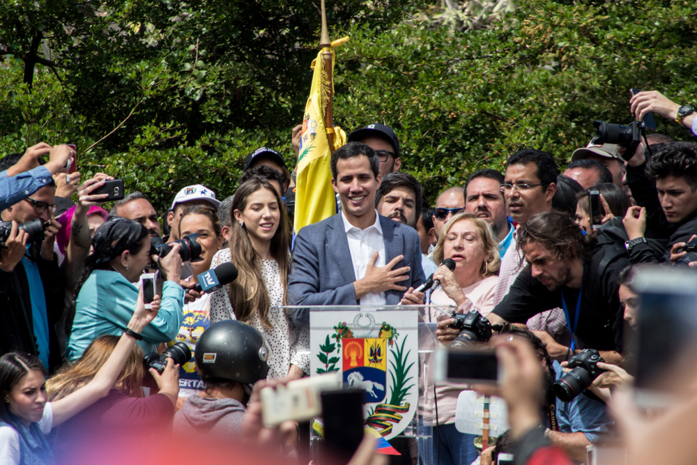 Česká vláda uznala Guaidóa prezidentem Venezuely