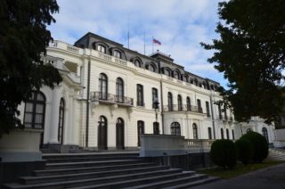 ČR vyhostila dva ruské diplomaty, velvyslanectví protestuje
