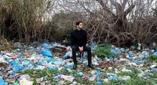 GALERIE: Tato FOTKA odstartovala velké změny! Řada lidí vyrazila pomoci planetě