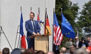 Němci chtějí vyhostit amerického velvyslance! Chová se prý jako okupant
