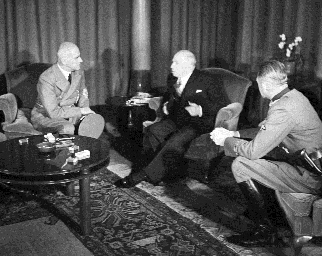 Historička: Hácha doufal, že Hitler ponechá ČSR samostatnost