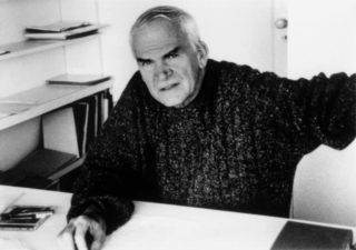 Kundera slaví 90.&nbsp;narozeniny! Dění v&nbsp;Česku ho nikdy nepřestalo zajímat