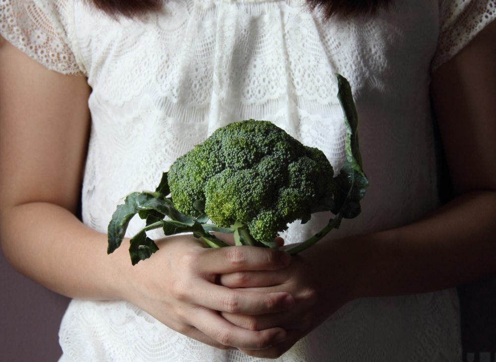 Veganka vyhodila ze svatby členy rodiny, co jedí maso. Jsou to prý vrahové