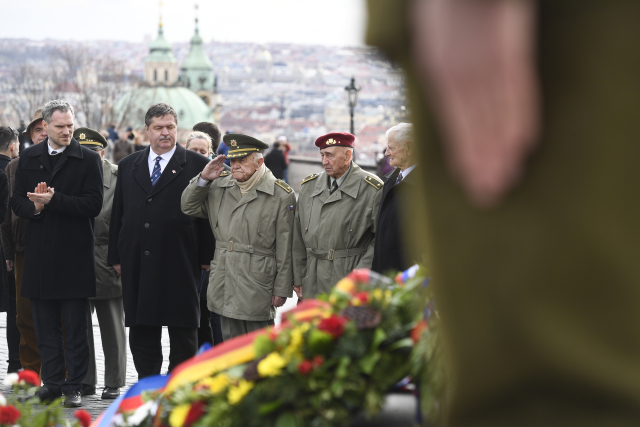 Vpád nacistických vojsk v&nbsp;Praze vzpomněli legionáři a&nbsp;politici