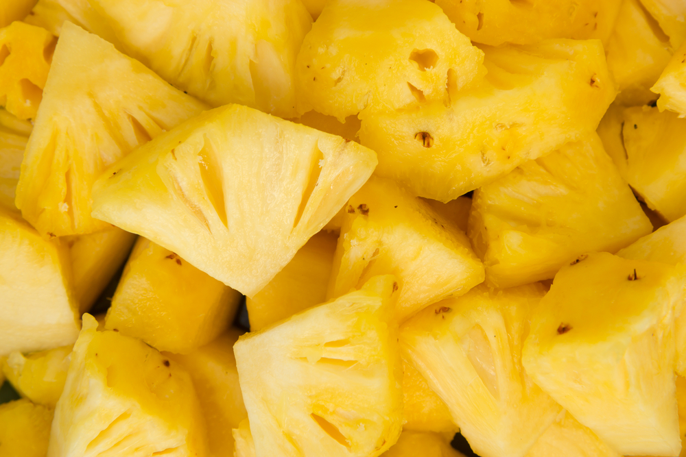 VIDEO: Celý život jste jedli ananas špatně! Podívejte se na&nbsp;tuhle skvělou vychytávku
