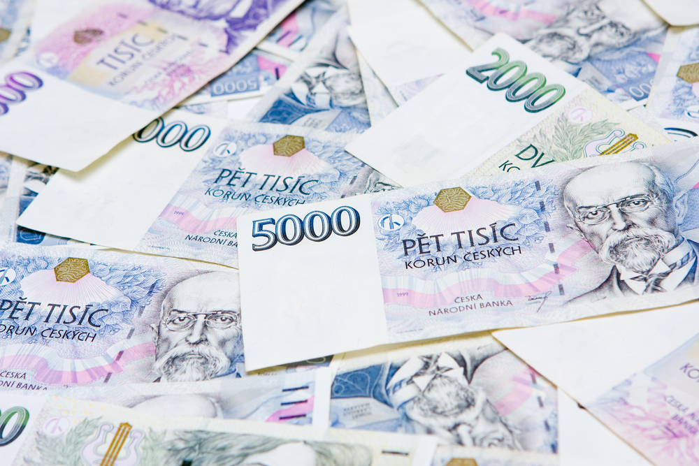 Muž slíbil ženě peníze od teroristů. Vylákal z ní 300 tisíc korun!