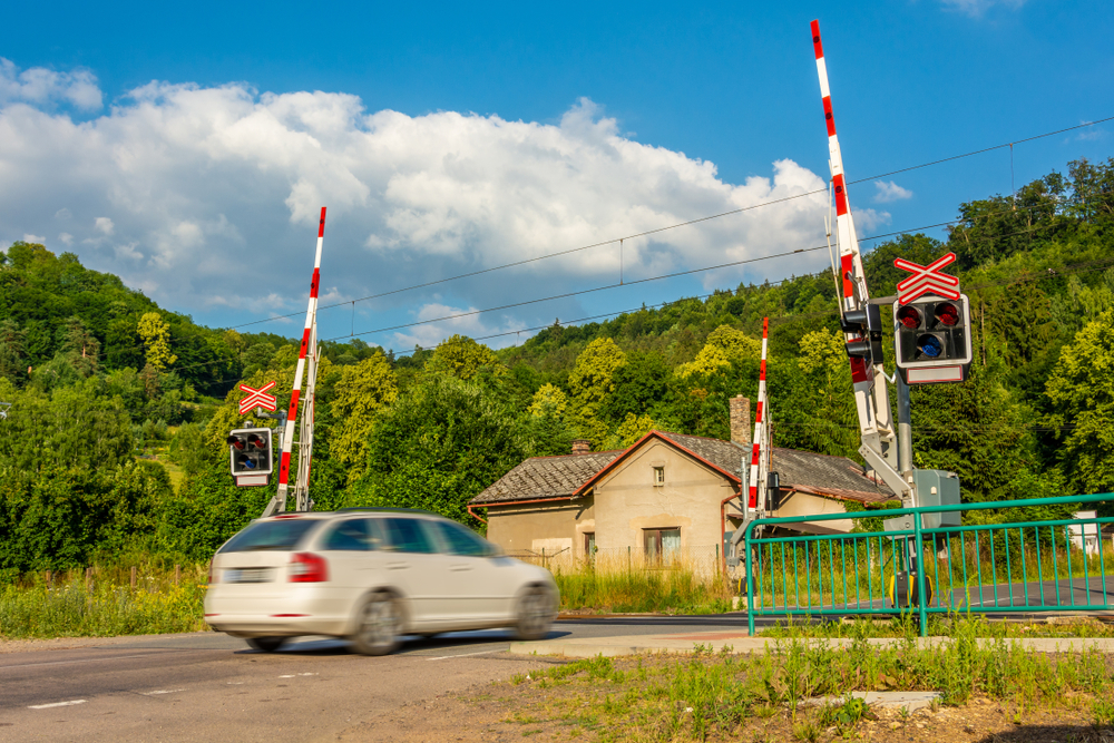 Telefon zatroubí jako vlak, díky aplikaci upozorní na přejezd