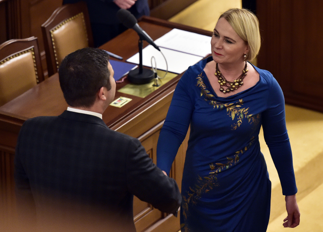 Černochová (ODS) by na&nbsp;neukázněné poslance vzala bič