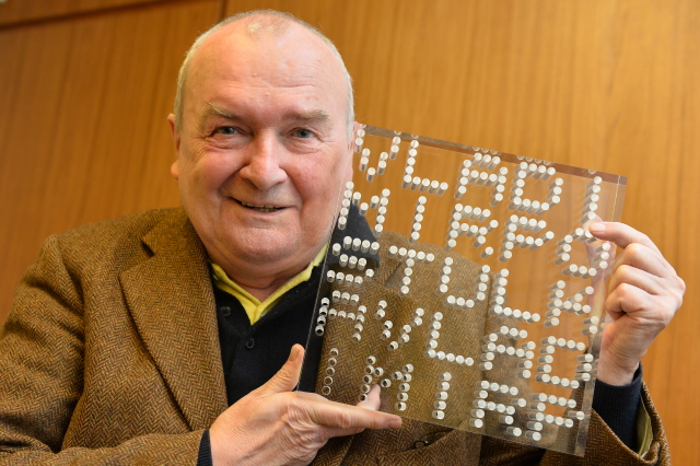 Ve věku 76 let zemřel textař Vladimír Poštulka, autor Sladkého mámení