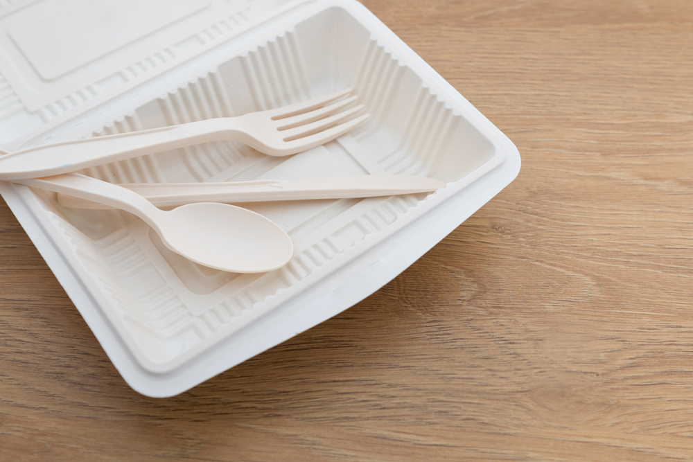 Potíže s bioplasty: Zcela se nerozloží a nejde je recyklovat, varuje MŽP