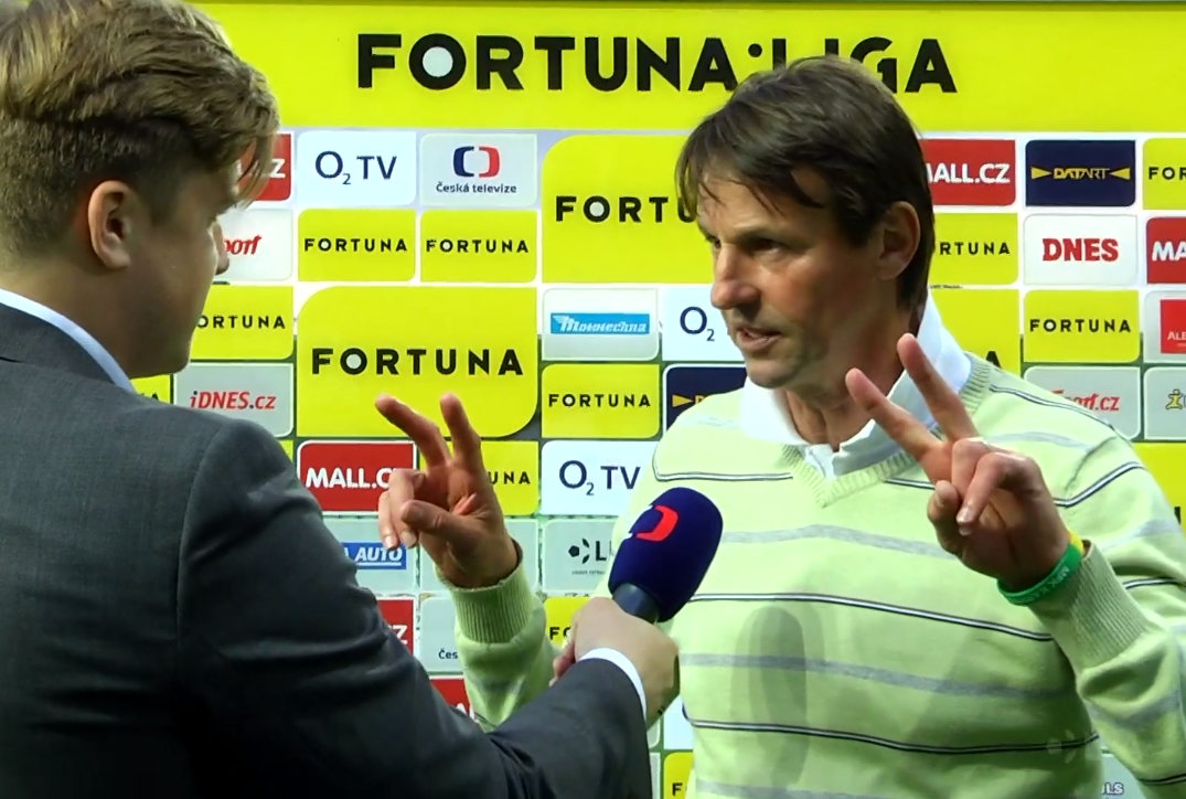 Bylo to 2:2! Trenér Straka nevěděl, že jeho svěřenci vyhráli