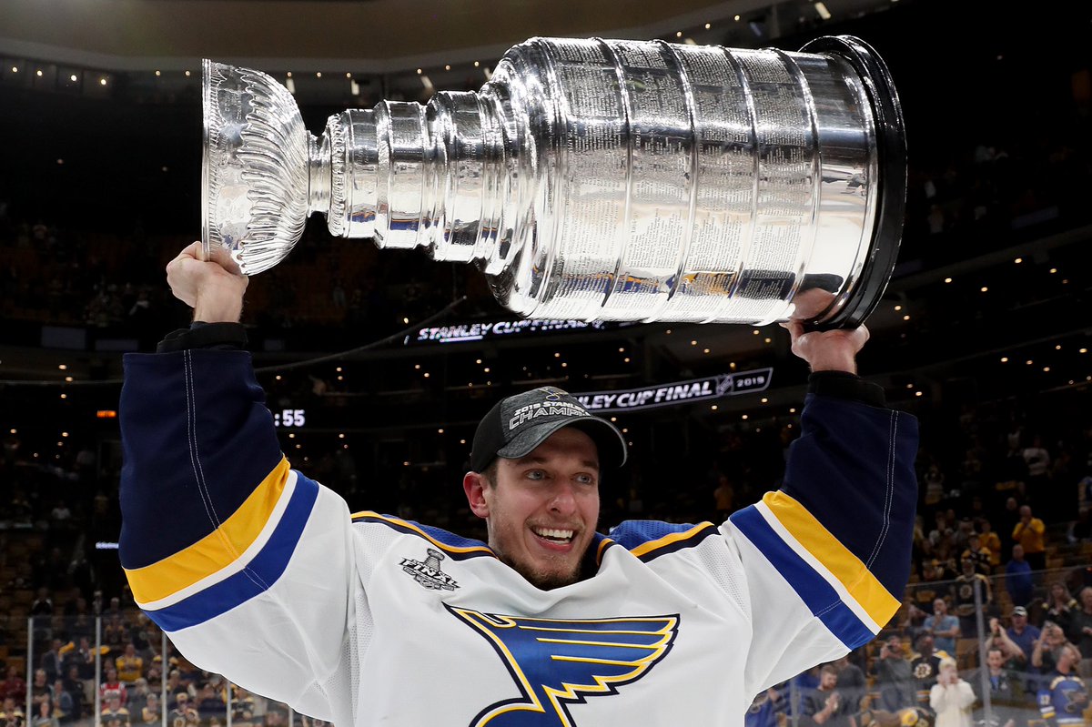 St. Louis porazilo Boston 4:1 a poprvé vyhrálo Stanleyův pohár