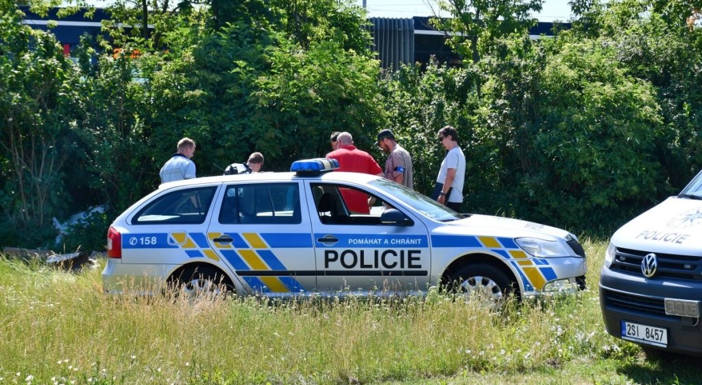 U Divoké Šárky v Praze byl nalezen mrtvý muž, po jeho totožnosti kriminalisté pátrají