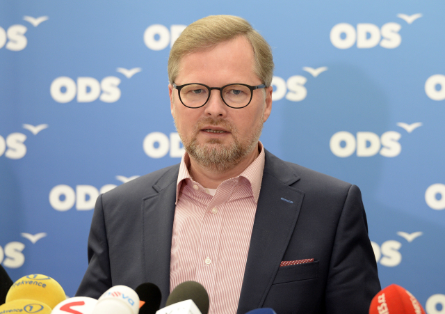Fiala navrhl schůzku opozice kvůli posledním Zemanovým výrokům