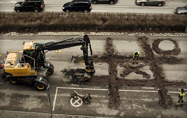 Co dokáže nuda! Galerie lidí, kterým to v&nbsp;práci nebo ve škole vůbec neutíká