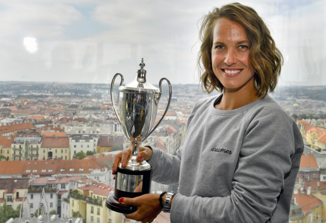 Pořád si to moc neuvědomuju, komentuje Strýcová úspěch ve Wimbledonu. Bude po&nbsp;sezoně pokračovat?
