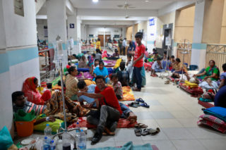 Bangladéš sužuje nejhorší epidemie horečky dengue v&nbsp;historii