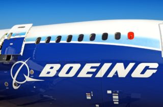 Boeing se po&nbsp;problémech s&nbsp;letadly propadl do ztráty 67,4 miliardy Kč