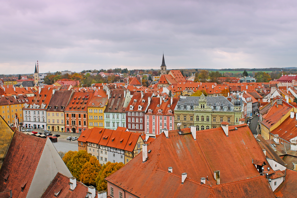 Cheb se cítí odstrčený, stěžuje si proto Karlovarskému kraji