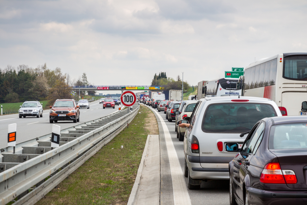 Na dálnicích čeká na řidiče přes léto téměř 40 uzavírek