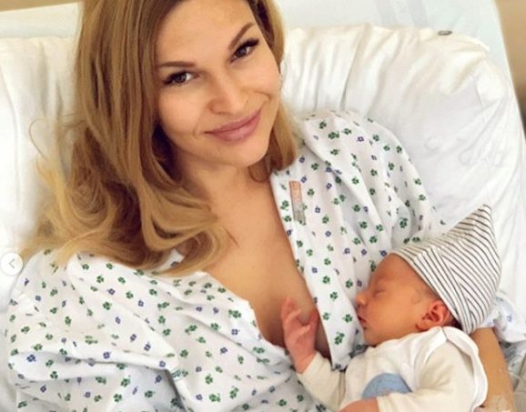 Moderátorka Petra Svoboda je maminkou! Chlapečkovi dala krásné jméno