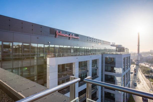 Společnost CBRE dokázala promítnout do designu budovy i&nbsp;zdravé pracovní prostředí! Jak to udělala?