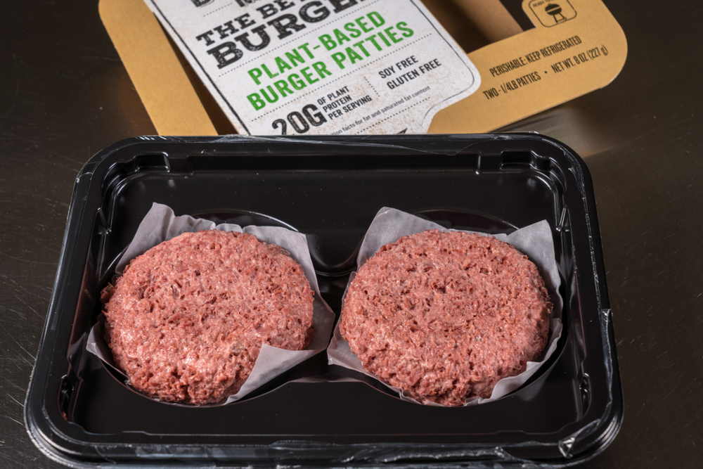 Veganská náhražka masa obsahuje 20 složek. Výrobek prodávaný v USA má navíc jiné složení než u nás