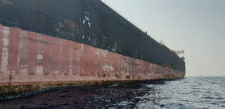 Írán zadržel v&nbsp;Perském zálivu zahraniční tanker