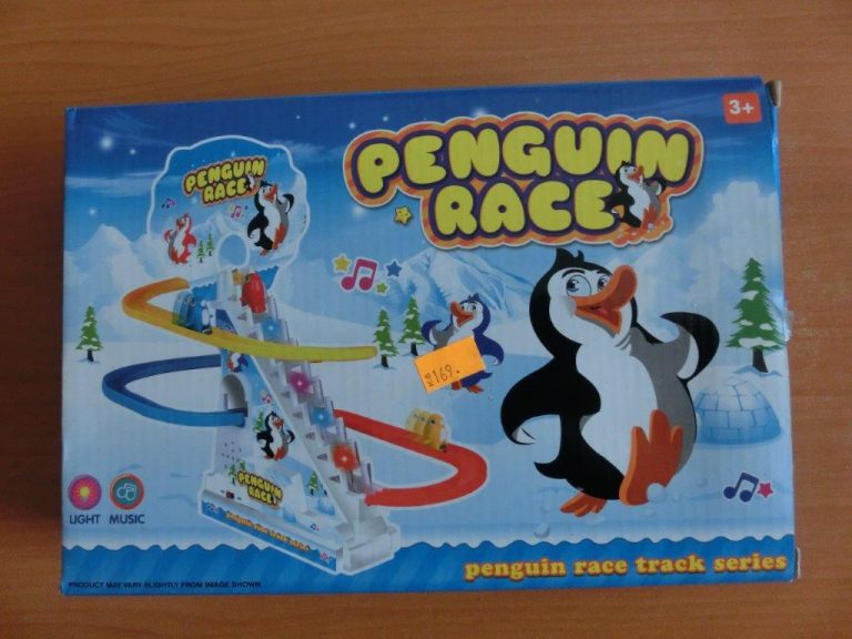 UPOZORNĚNÍ: Inspekce varuje před hračkou Penguin Race