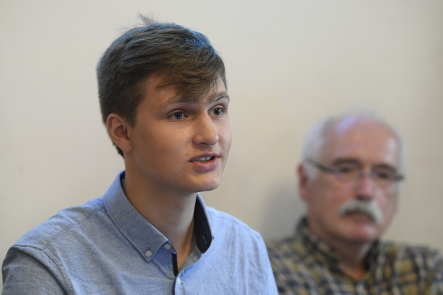 Středoškoláci zahájili kampaň proti povinné maturitě z matematiky