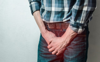 Muži chodí k&nbsp;urologovi příliš pozdě. Pomoci má informační kampaň
