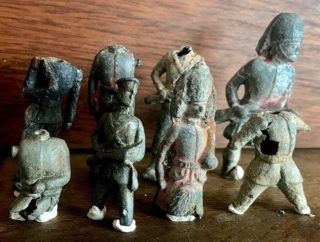 Bahenní lovci: Lidé v&nbsp;bahnu u&nbsp;Temže nacházejí historické poklady