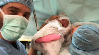 Václav Noid Bárta je dvojnásobným tátou! Jméno dcery na&nbsp;poslední chvíli změnili