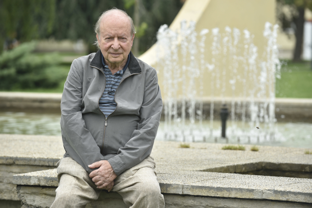Ve věku 86 let zemřel scenárista a režisér Ivan Passer