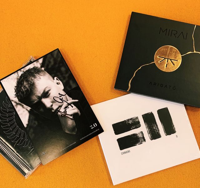 Vyhrajte nové album Mirai, Chinaski a Adama Mišíka