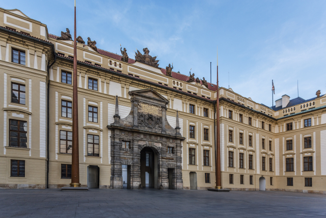 Na Pražském hradě se ruší plošné bezpečnostní kontroly návštěvníků, budou jen namátkové