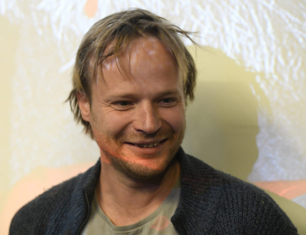 Kryštof Hádek: Na&nbsp;premiéře svých filmů si přetahuji mikinu přes hlavu