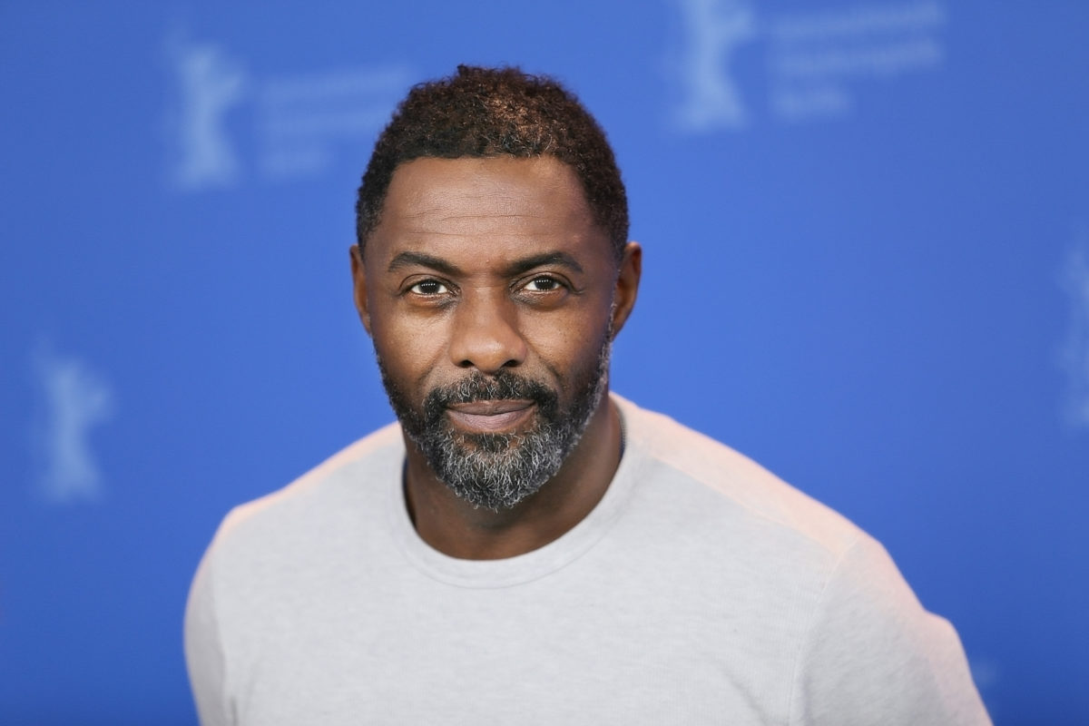 Herec Idris Elba se nakazil koronavirem. Berte to vážně, myjte si ruce, vzkázal